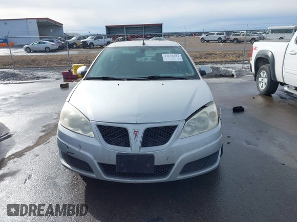 2010 Pontiac G6 w/1SC with VIN 1G2ZA5E00A4117179, listed as a IAAI auction lot 41636621 with 1 mi miles. Bid and sale history available at carsss.com. Image 11.