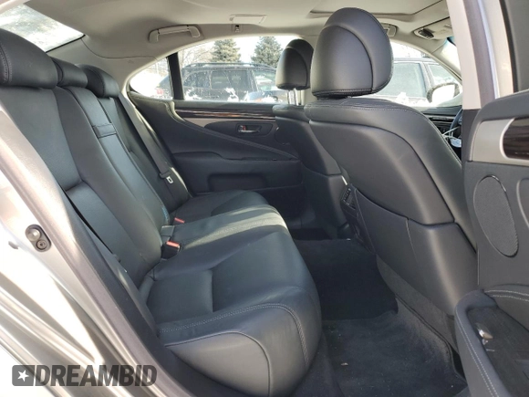 2017 Lexus LS 460 with VIN JTHCL5EF7H5027577, listed as a Copart auction lot 45211675 with 38,802 mi miles and Salvage title. Bid and sale history available at DreamBid. Image 10.