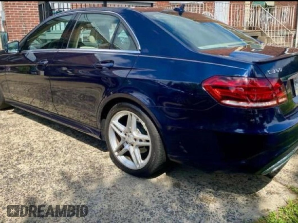 2014 Mercedes-Benz E-Class E 350 Luxury with VIN WDDHF8JB1EA850968, listed as a Copart auction lot 74992484 with 110,021 mi miles and Clean Title. Bid and sale history available at carsss.com. Image 3.
