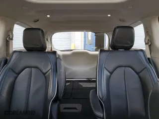 2023 Chrysler Pacifica Hybrid Limited with VIN 2C4RC1S72PR632173, listed as a Copart auction lot 44376615 with 28,558 mi miles and Clean Title. Bid and sale history available at carsss.com. Image 10.