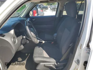 2014 Jeep Patriot Latitude with VIN 1C4NJPFB5ED529903, listed as a Copart auction lot 47980455 with 90,418 mi miles and Salvage Title. Bid and sale history available at carsss.com. Image 7.