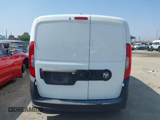 2018 Ram ProMaster City Cargo Tradesman z VIN ZFBERFAB0J6K37622, wystawiony jako IAAI lot #42424389 z przebiegiem 70 379 mil mil oraz . Historia ofert i sprzedaży dostępna na DreamBid. Obrazek 16.