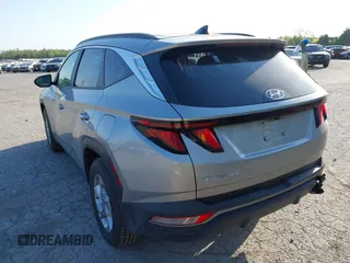 2024 Hyundai Tucson SEL with VIN 5NMJBCDE6RH305280, listed as a IAAI auction lot 42017484 with 43,149 mi miles. Bid and sale history available at carsss.com. Image 3.