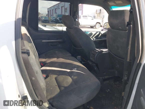 2002 Ford Explorer Sport Trac Value with VIN 1FMZU67E92UD16987, listed as a IAAI auction lot 41419841 with 243,176 mi miles and . Bid and sale history available at DreamBid. Image 8.