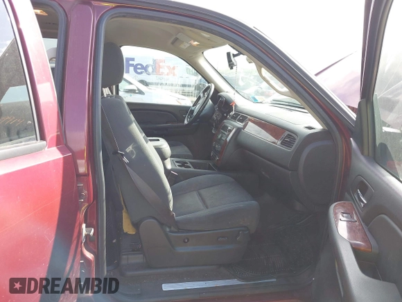 2009 Chevrolet Tahoe 2LT z VIN 1GNFK23079R138145, wystawiony jako IAAI lot #42109914 z przebiegiem 211 063 mil mil oraz . Historia ofert i sprzedaży dostępna na DreamBid. Obrazek 5.