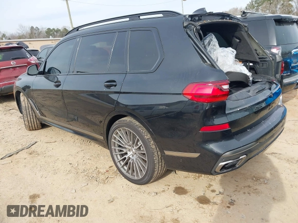 2021 BMW X7 M50i with VIN 5UXCX6C07M9G39230, listed as a IAAI auction lot 41409366 with 63,965 mi miles. Bid and sale history available at carsss.com. Image 3.