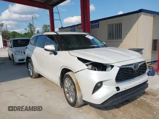 2021 Toyota Highlander Limited z VIN 5TDYZRAHXMS077754, wystawiony jako IAAI lot #41681358 z przebiegiem 43 816 mil mil oraz . Historia ofert i sprzedaży dostępna na DreamBid. Obrazek 1.