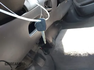 2003 Ford F-150 XL с VIN 1FTRX07W83KB40268, выставлен на аукционе IAAI как лот 42009163 с пробегом 243 836 миль миль и . История ставок и продаж доступна на DreamBid. Изображение 11.