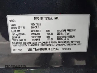 2024 Tesla Model Y z VIN 7SAYGDEDXRF032666, wystawiony jako IAAI lot #42373033 z przebiegiem 7 428 mil mil oraz . Historia ofert i sprzedaży dostępna na DreamBid. Obrazek 9.