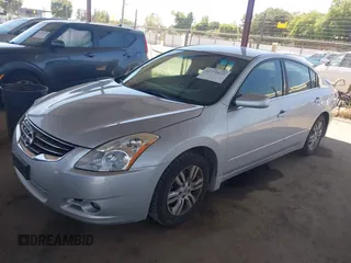 2012 Nissan Altima S z VIN 1N4AL2AP2CN566189, wystawiony jako IAAI lot #42272672 z przebiegiem 147 349 mil mil oraz . Historia ofert i sprzedaży dostępna na DreamBid. Obrazek 2.