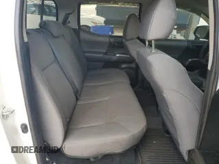 2023 Toyota Tacoma SR5 z VIN 3TMAZ5CN2PM202747, wystawiony jako Copart lot #51661755 z przebiegiem 79 216 mil mil oraz Czysty tytuł • Clean title. Historia ofert i sprzedaży dostępna na DreamBid. Obrazek 10.