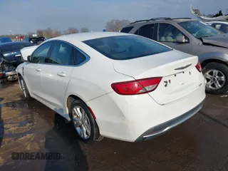 2016 Chrysler 200 Limited z VIN 1C3CCCAB0GN112482, wystawiony jako IAAI lot #41515617 z przebiegiem 130 116 mil mil oraz . Historia ofert i sprzedaży dostępna na DreamBid. Obrazek 3.