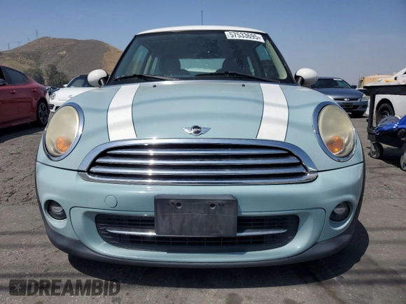 2012 MINI Hardtop with VIN WMWSU3C51CT543931, listed as a Copart auction lot 57533695 with 89,206 mi miles and Clean Title. Bid and sale history available at DreamBid. Image 5.