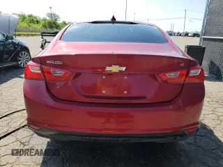 2018 Chevrolet Malibu LT z VIN 1G1ZD5ST0JF263970, wystawiony jako Copart lot #60376455 z przebiegiem 142 436 mil mil oraz Czysty tytuł • Clean title. Historia ofert i sprzedaży dostępna na DreamBid. Obrazek 6.