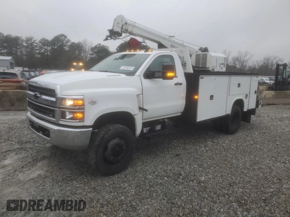 2021 Chevrolet Silverado MD Work Truck z VIN 1HTKJPVK9MH610594, wystawiony jako Copart lot #88925085 z przebiegiem 48 236 mil mil oraz Czysty tytuł • Clean title. Historia ofert i sprzedaży dostępna na DreamBid. Obrazek 1.
