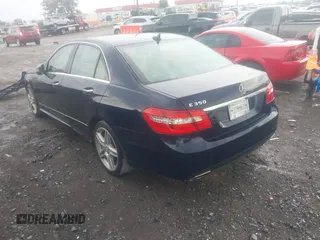 2013 Mercedes-Benz E 350 Luxury с VIN WDDHF5KB8DA763466, выставлен на аукционе IAAI как лот 42388714 с пробегом 109 323 миль миль и . История ставок и продаж доступна на DreamBid. Изображение 3.