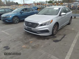 2015 Hyundai Sonata Limited with VIN 5NPE34AF8FH084569, listed as a IAAI auction lot 41914841 with 94,685 mi miles and . Bid and sale history available at carsss.com. Image 2.