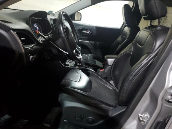 2019 Jeep Cherokee Latitude Plus with VIN 1C4PJMLXXKD218714, listed as a Copart auction lot 56151215 with 175,652 mi miles and Salvage title. Bid and sale history available at DreamBid. Image 7.
