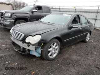 2001 Mercedes-Benz C 230/260/280/320 z VIN WDBRF61J11F095259, wystawiony jako Copart lot #81670594 z przebiegiem 171 208 mil mil oraz Szkoda całkowita • Salvage title. Historia ofert i sprzedaży dostępna na DreamBid. Obrazek 1.