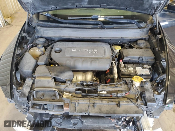 2016 Jeep Cherokee Latitude with VIN 1C4PJMCB8GW203113, listed as a Copart auction lot 64230625 with 81,946 mi miles and Salvage title. Bid and sale history available at DreamBid. Image 12.