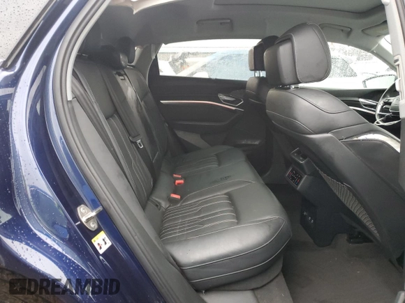 2021 Audi e-tron Sportback Prestige with VIN WA13AAGE2MB020112, listed as a Copart auction lot 44915684 with 35,147 mi miles and . Bid and sale history available at DreamBid. Image 11.
