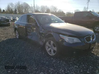 2007 BMW 5 Series 530xi with VIN WBANF73537CY16551, listed as a Copart auction lot 42443745 with 129,104 mi miles and Salvage Title. Bid and sale history available at carsss.com. Image 4.