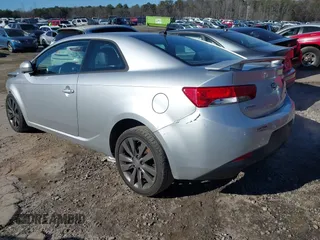 2012 Kia Forte SX с VIN KNAFW6A39C5515832, выставлен на аукционе IAAI как лот 41380872 с пробегом 140 127 миль миль и . История ставок и продаж доступна на DreamBid. Изображение 3.