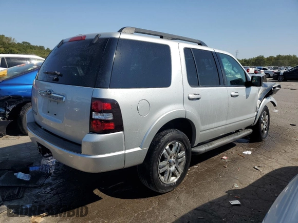 2010 Ford Explorer XLT z VIN 1FMEU6DE9AUA93402, wystawiony jako Copart lot #70621624 z przebiegiem Nie podano mil oraz Szkoda całkowita • Salvage title. Historia ofert i sprzedaży dostępna na DreamBid. Obrazek 3.