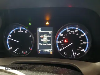 2018 Toyota RAV4 LE with VIN 2T3BFREV0JW781650, listed as a Copart auction lot 52123085 with 36,748 mi miles and Salvage Title. Bid and sale history available at carsss.com. Image 9.