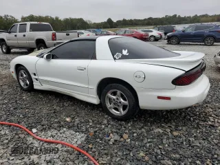 2000 Pontiac Firebird Firebird with VIN 2G2FS22K6Y2133066, listed as a Copart auction lot 78498594 with 191,652 mi miles and Salvage title. Bid and sale history available at DreamBid. Image 2.