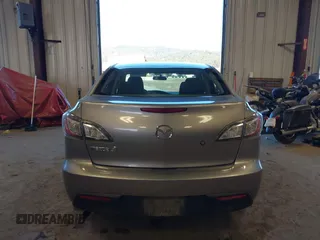 2011 Mazda Mazda3 i Sport with VIN JM1BL1UG2B1492573, listed as a IAAI auction lot 41718773 with 151,593 mi miles. Bid and sale history available at carsss.com. Image 16.