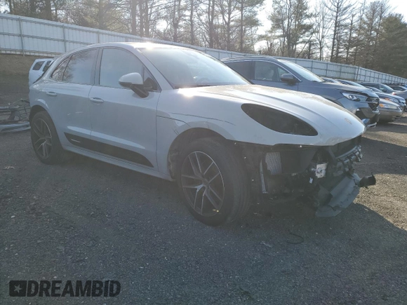 2022 Porsche Macan S с VIN WP1AG2A58NLB23524, выставлен на аукционе Copart как лот 83518084 с пробегом 16 512 миль миль и Списание • Salvage title. История ставок и продаж доступна на DreamBid. Изображение 4.
