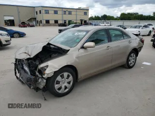 2008 Toyota Camry LE z VIN 4T1BE46K78U238129, wystawiony jako Copart lot #56679165 z przebiegiem 121 747 mil mil oraz Szkoda całkowita • Salvage title. Historia ofert i sprzedaży dostępna na DreamBid. Obrazek 1.