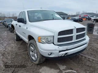 2004 Dodge 1500 SLT with VIN 1D7HU18N24S661588, listed as a IAAI auction lot 41703513 with 200,890 mi miles. Bid and sale history available at carsss.com. Image 1.