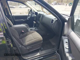 2010 Ford Explorer XLT with VIN 1FMEU7DE8AUA78668, listed as a IAAI auction lot 42035360 with 227,594 mi miles and . Bid and sale history available at DreamBid. Image 5.
