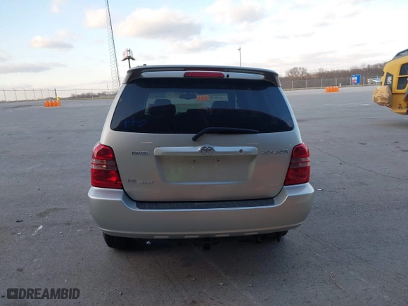 2003 Toyota Highlander with VIN JTEHF21A630114668, listed as a IAAI auction lot 41052604 with 107,151 mi miles. Bid and sale history available at carsss.com. Image 17.