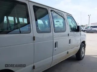 2011 Ford Econoline Passenger XL z VIN 1FBSS3BL9BDA52335, wystawiony jako IAAI lot #42248296 z przebiegiem 109 251 mil mil oraz . Historia ofert i sprzedaży dostępna na DreamBid. Obrazek 13.