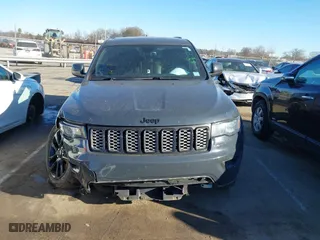 2018 Jeep Grand Cherokee Laredo E with VIN 1C4RJFAGXJC147400, listed as a IAAI auction lot 41358662 with 97,184 mi miles. Bid and sale history available at carsss.com. Image 13.