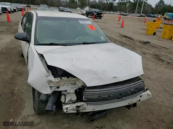 2004 Chevrolet Malibu with VIN 1G1ZS52F64F204233, listed as a Copart auction lot 45392135 with 239,437 mi miles and Salvage Title. Bid and sale history available at carsss.com. Image 11.
