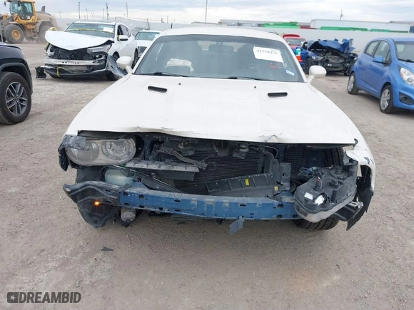 2014 Dodge Challenger SXT with VIN 2C3CDYAG0EH247473, listed as a IAAI auction lot 41358476 with 86,818 mi miles. Bid and sale history available at carsss.com. Image 6.