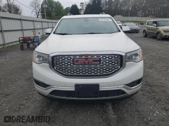 2017 GMC Acadia Denali z VIN 1GKKNPLS2HZ213107, wystawiony jako Copart lot #50126595 z przebiegiem 110 652 mil mil oraz Szkoda całkowita • Salvage title. Historia ofert i sprzedaży dostępna na DreamBid. Obrazek 5.