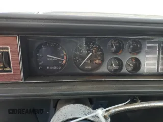 1987 Oldsmobile Cutlass z VIN 2G3GM51Y1H2347545, wystawiony jako Copart lot #76087594 z przebiegiem 98 257 mil mil oraz Szkody całkowita. Historia ofert i sprzedaży dostępna na DreamBid. Obrazek 9.