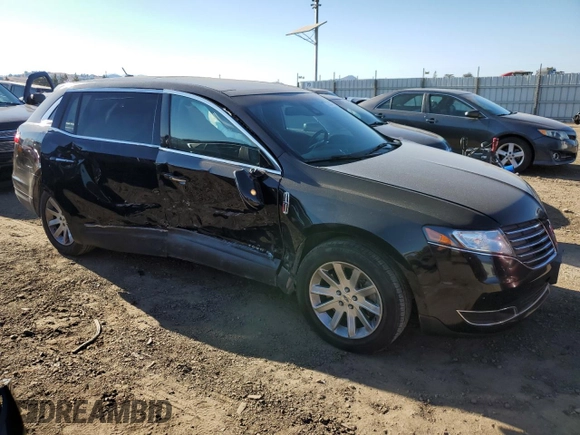 2019 Lincoln MKT with VIN 2LMHJ5NK1KBL00395, listed as a Copart auction lot 72625494 with 167,616 mi miles and Salvage Title. Bid and sale history available at DreamBid. Image 4.