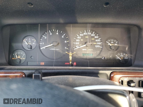 1998 Jeep Grand Cherokee Limited с VIN 1J4GZ78Y0WC260231, выставлен на аукционе Copart как лот 85149724 с пробегом 203 258 миль миль и Списание • Salvage title. История ставок и продаж доступна на DreamBid. Изображение 9.