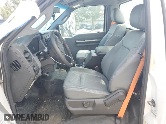2013 Ford F-250 XL with VIN 1FTBF2A63DEB82081, listed as a Copart auction lot 85269204 with Not provided miles and Salvage title. Bid and sale history available at DreamBid. Image 7.