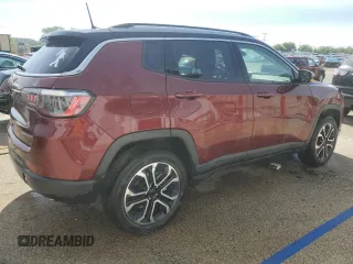 2022 Jeep Compass High Altitude with VIN 3C4NJDCB8NT159432, listed as a Copart auction lot 55251045 with 39,313 mi miles and Salvage title. Bid and sale history available at DreamBid. Image 3.