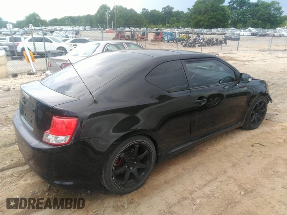 2013 Scion tC z VIN JTKJF5C76D3061813, wystawiony jako IAAI lot #42177932 z przebiegiem 115 838 mil mil oraz . Historia ofert i sprzedaży dostępna na DreamBid. Obrazek 4.