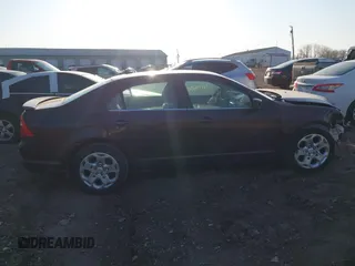2011 Ford Fusion SE with VIN 3FAHP0HA2BR165178, listed as a IAAI auction lot 41774046 with 130,000 mi miles. Bid and sale history available at carsss.com. Image 14.