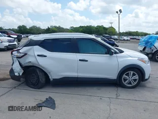 2019 Nissan Kicks SV with VIN 3N1CP5CUXKL518775, listed as a IAAI auction lot 41935426 with 37,822 mi miles and . Bid and sale history available at DreamBid. Image 14.