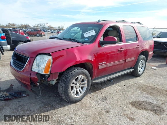 2013 GMC Yukon SLE with VIN 1GKS1AE07DR309832, listed as a IAAI auction lot 41014906 with 203,346 mi miles. Bid and sale history available at carsss.com. Image 2.
